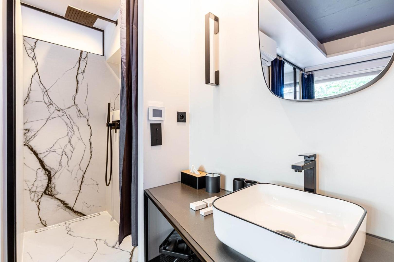 Modern Family Apartment Next To The Eiffel Tower Paris Exterior foto