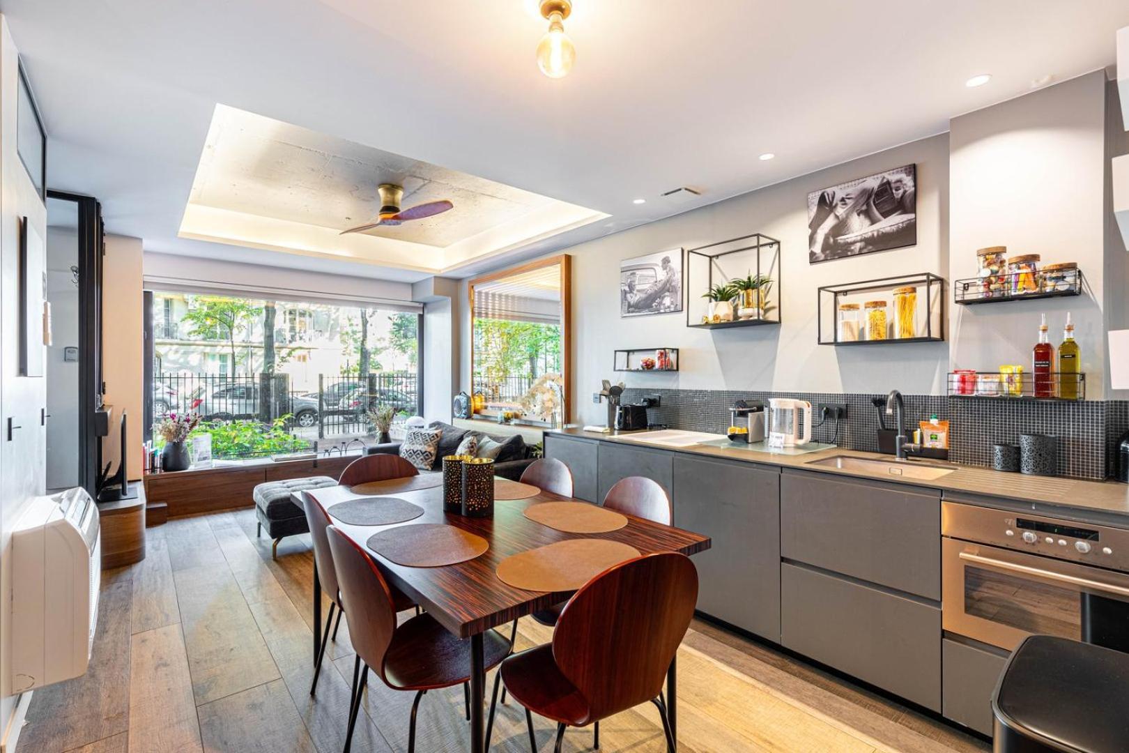 Modern Family Apartment Next To The Eiffel Tower Paris Exterior foto